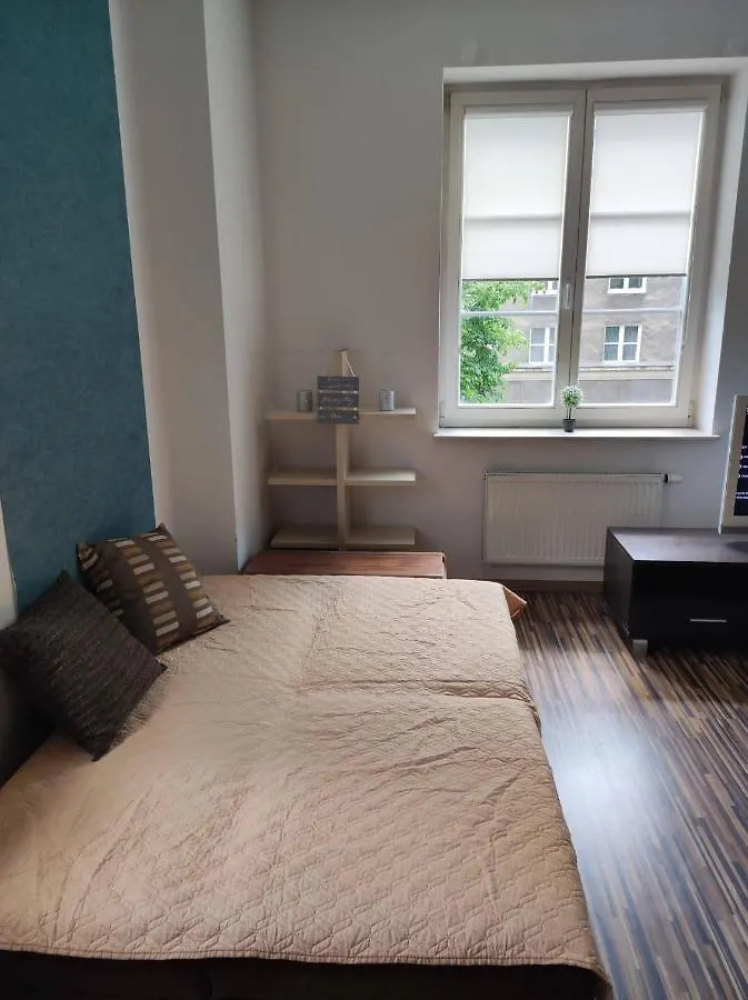Apartament Przy Fontannie Neptuna Gdansk Apartment